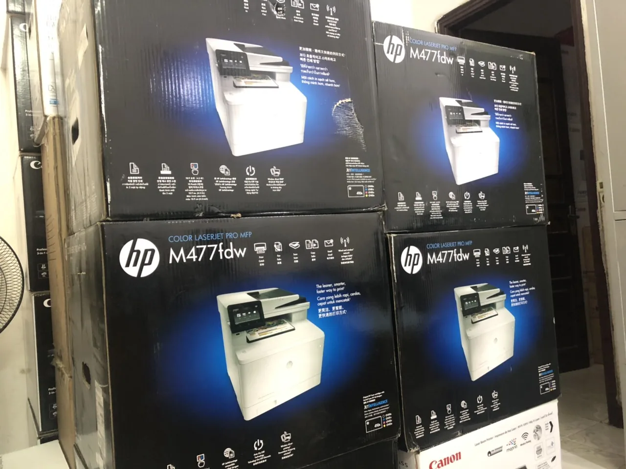 Máy in laser màu HP M477fdw - CF379A