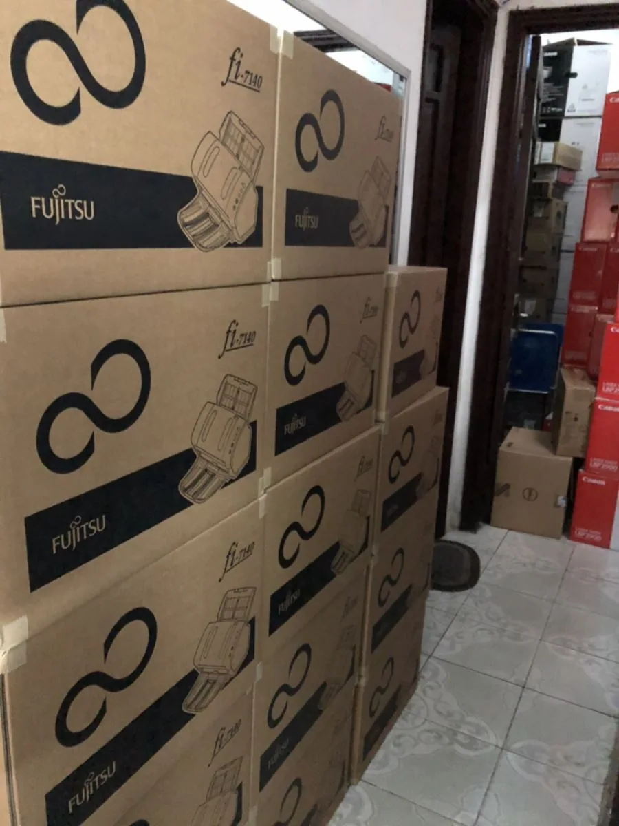 Máy scan Fujitsu SV600